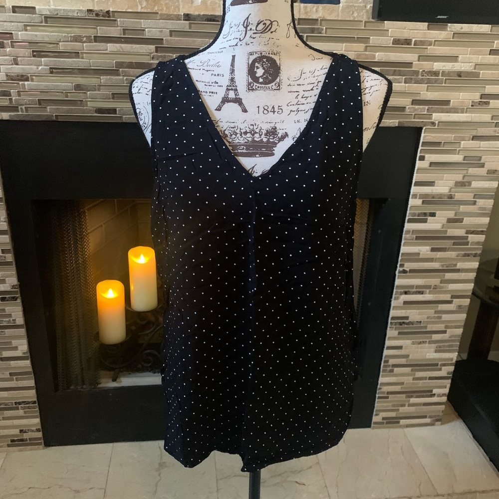 Old navy tank size L
